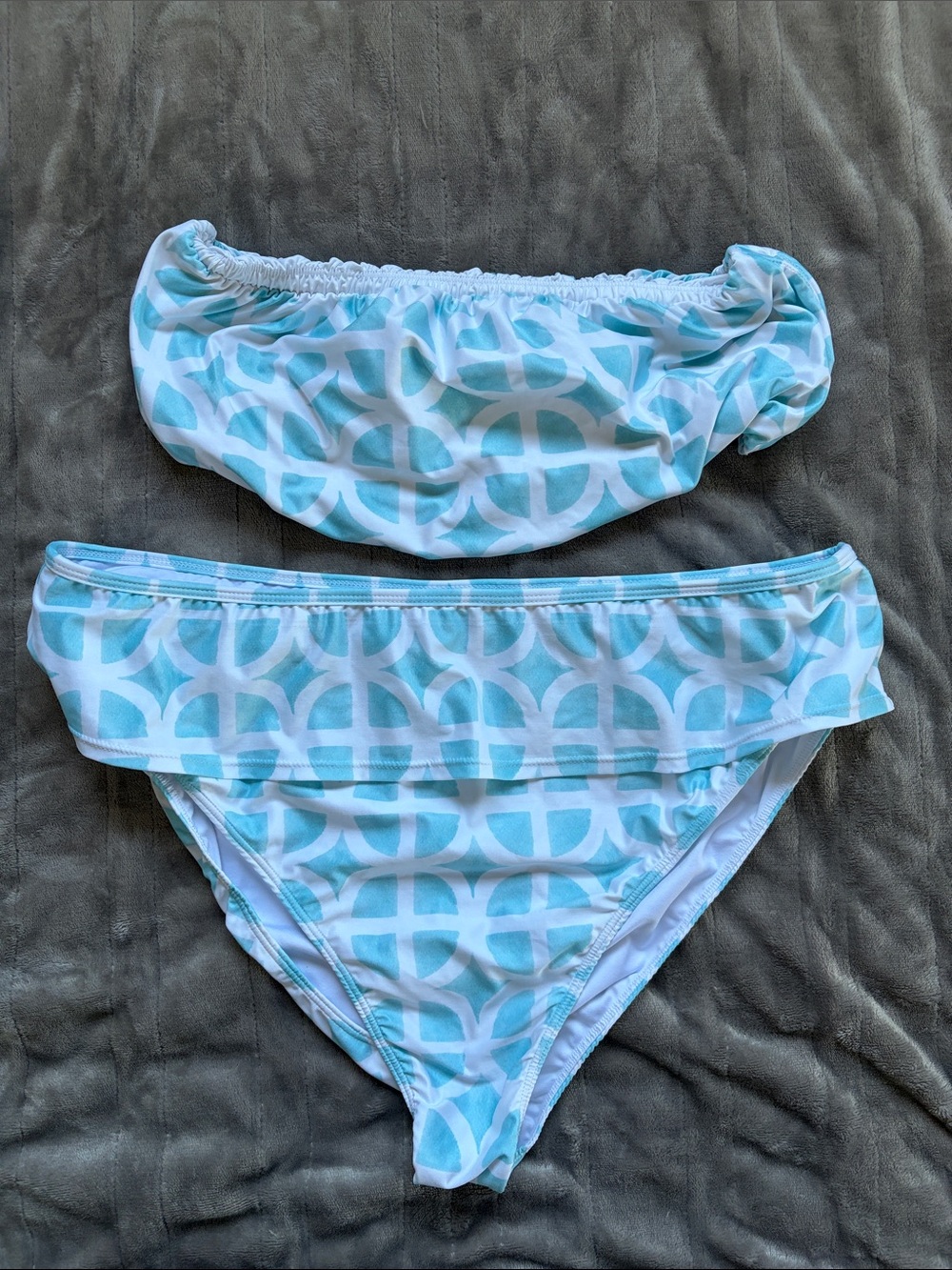Kenny Flowers Light Blue & White Geometric Bikini Set XXL